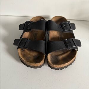 Arizona Birkenstocks size 36 black